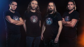 Album benda Forever storm